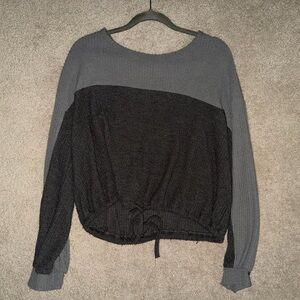 Hollister Waffle Knit Colorblock Top - Gray & Charcoal Cut Out Back Size Medium